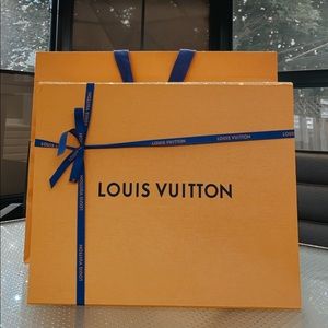 Néonoe monogram true LV bucket bag!